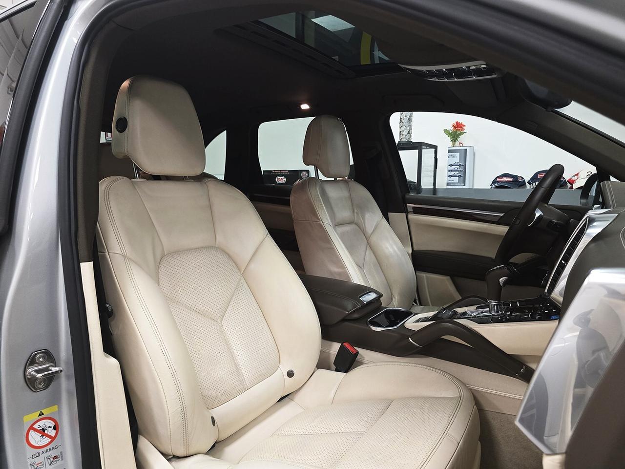 Porsche Cayenne 3.0 V6 TDI TIPTRONIC_SERVICE BOOK_NO SUPERBOLLO!