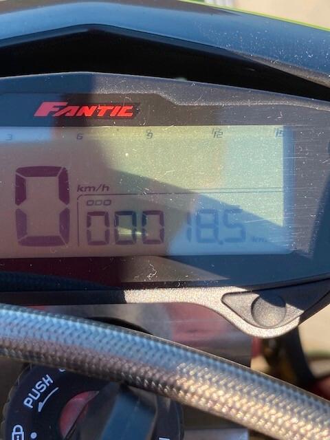 Fantic Motor XEF 125 COMPETION - 2024 SOLO 18 KM ( PARI AL NUOVO)