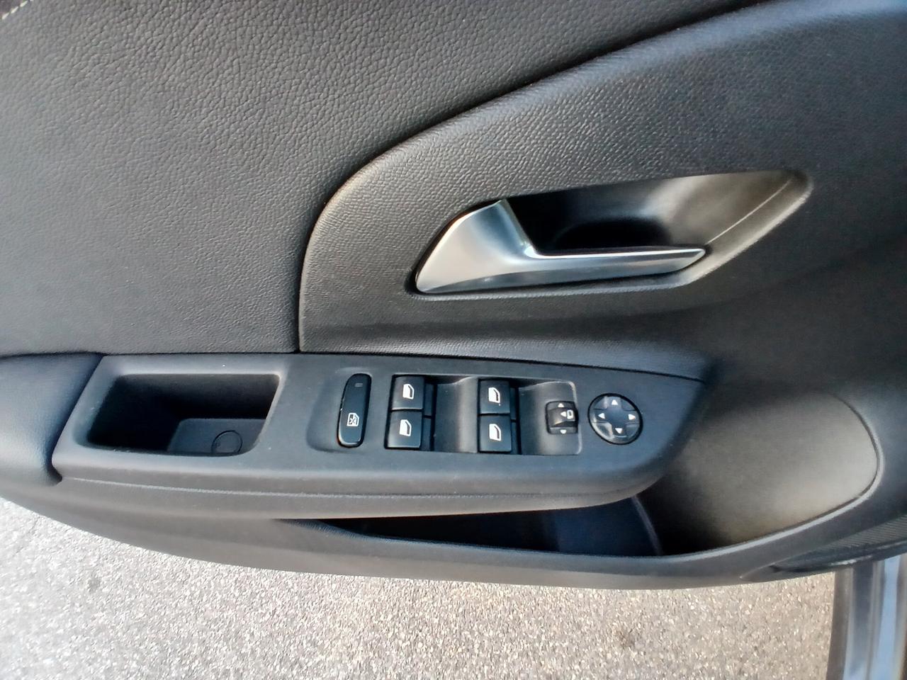 Opel Corsa 1.5 D 100 CV Elegance