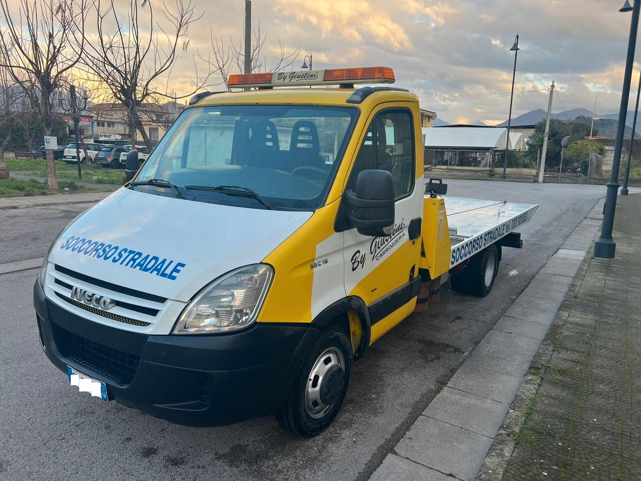 Iveco Daily 35C18 3.0 CARROATTREZZI CO.ME.AR.