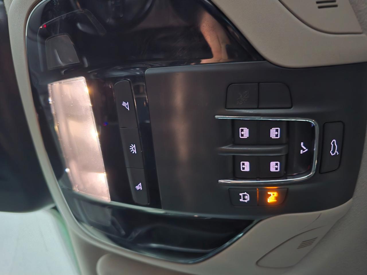 Maserati Levante V6 TETTUCCIO APRIBILE E PANORAMICO