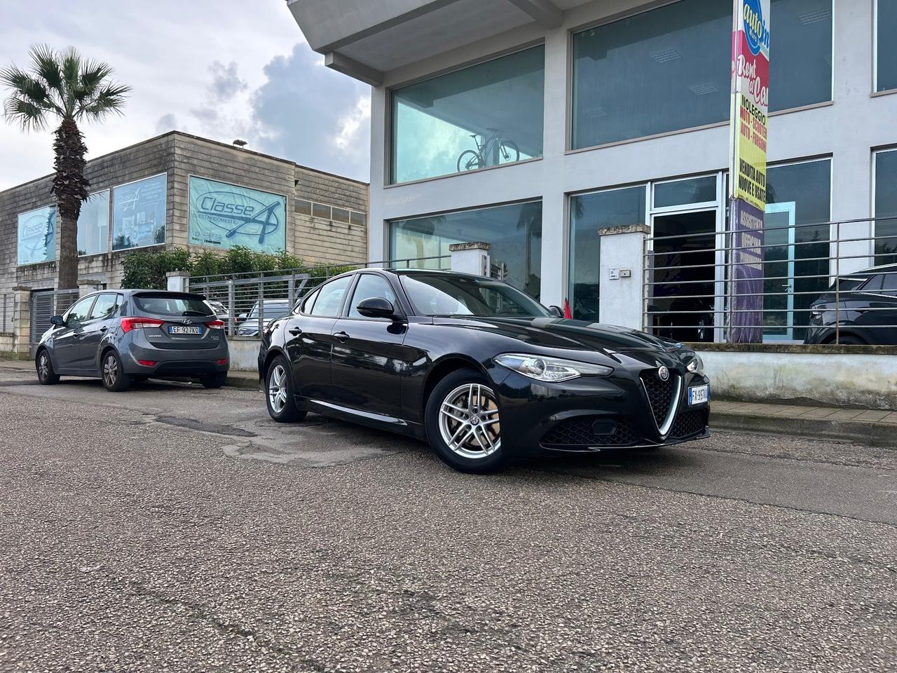 Alfa Romeo Giulia 2.2 Turbodiesel 160 CV AT8 Business