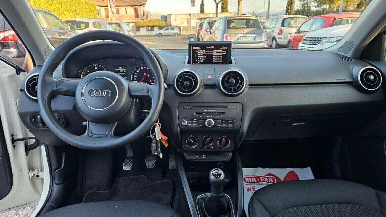 Audi A1 1.6 TDI S line edition NEOPATENTATI