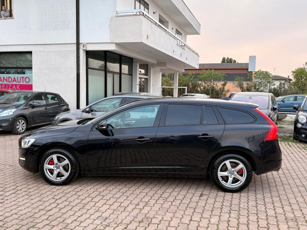Volvo V60 D2 1.6 Kinetic