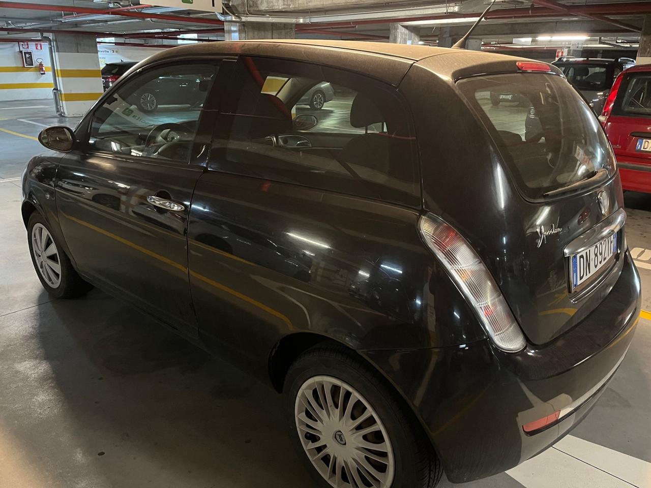 Lancia Ypsilon 1.2 Platino