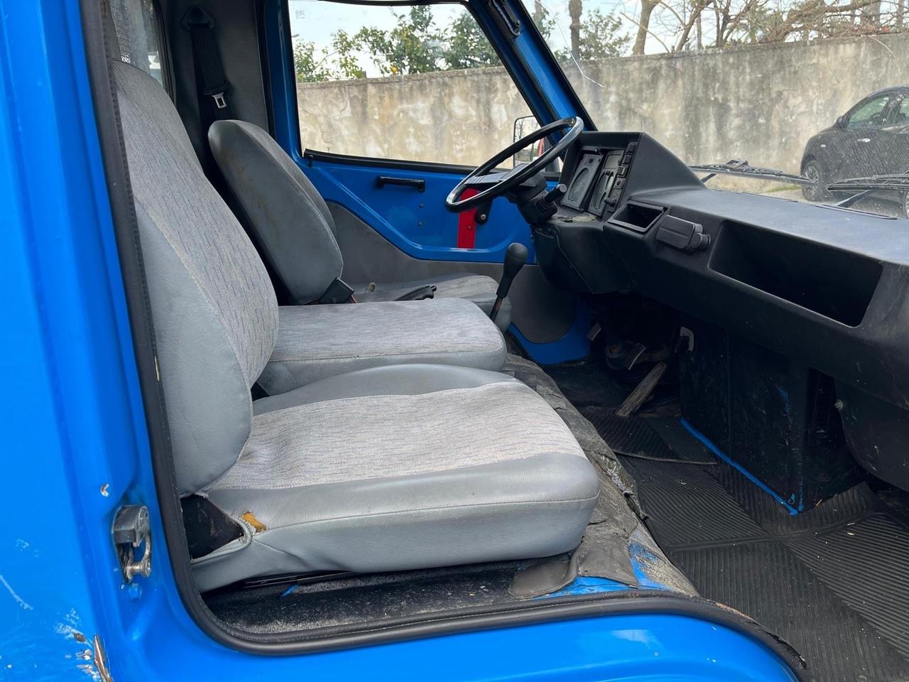 Bremach TB35-E2-2.8 cc-cassone fisso -2000