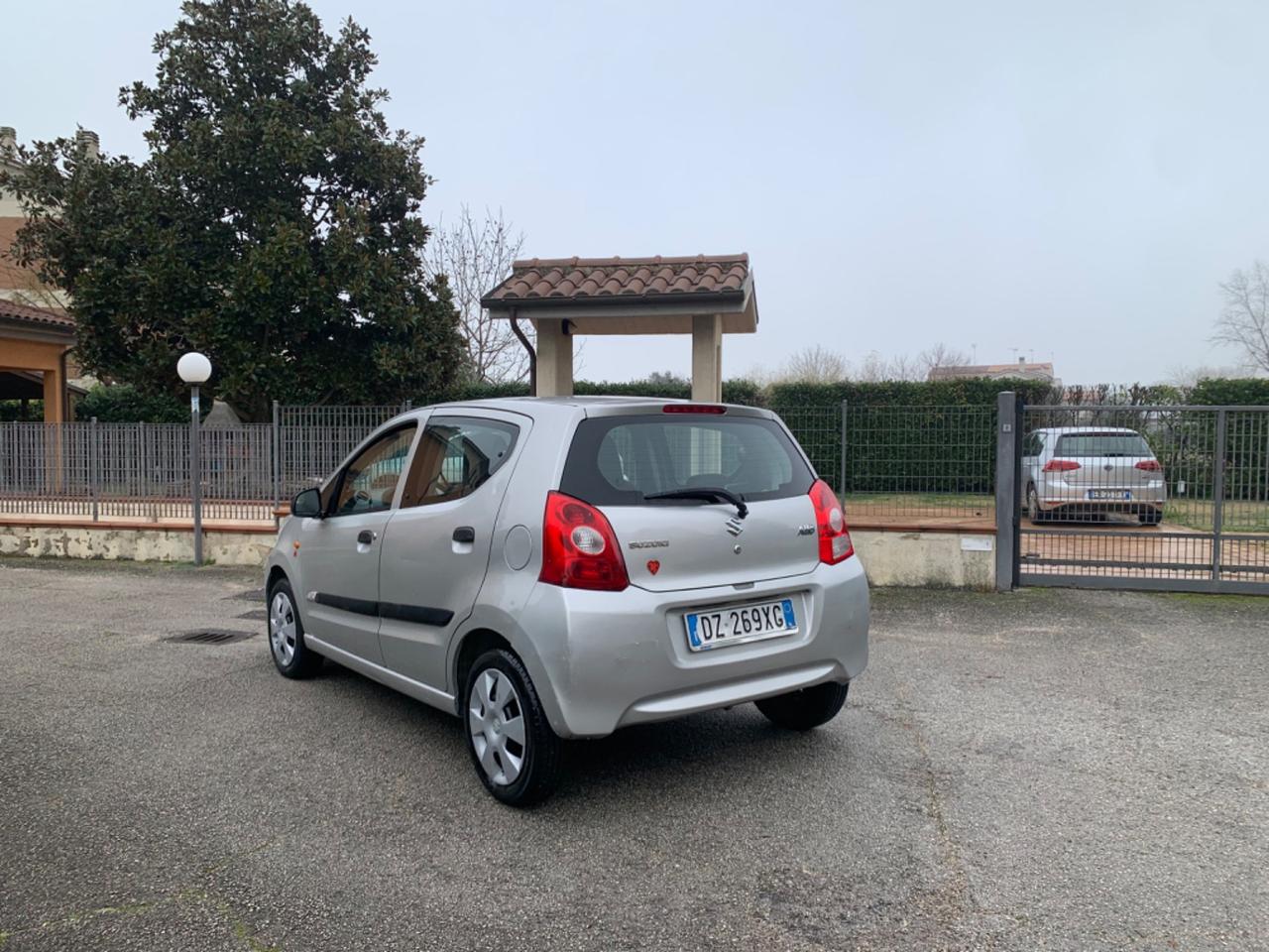 Suzuki Alto 1.0 GPL di serie