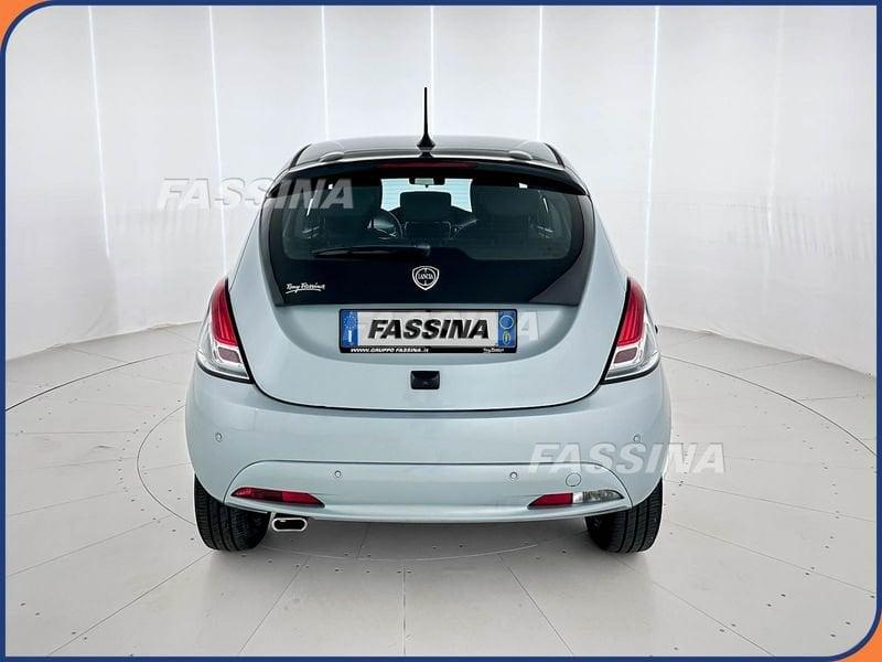 Lancia Ypsilon Ypsilon 1.0 FireFly 5 porte S&S Hybrid Platino