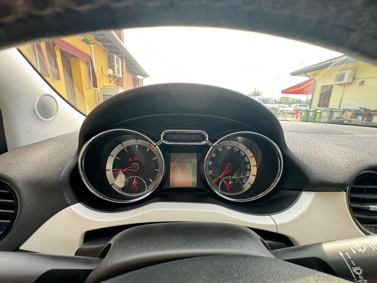 Opel Adam 1.2 70 CV Jam GPL