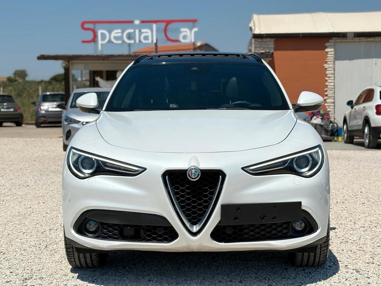 Alfa Romeo Stelvio 2.2 Turbodiesel 180 CV AT8 Q4 Executive TETTO APRIBILE