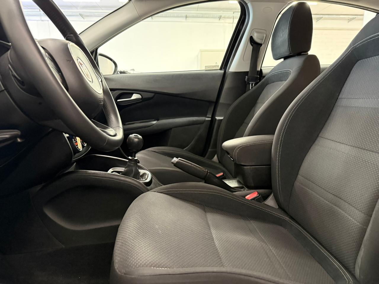 Fiat Tipo 1.6 Mjt S&S 5 porte S-Design