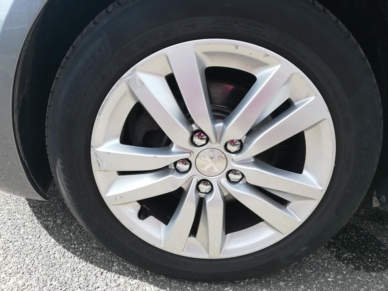 Peugeot 308 BlueHDi 120 S&S Allure
