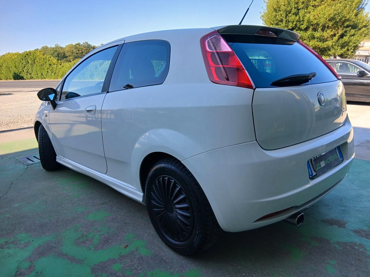 Fiat Grande Punto 1.6 JTDM Multijet Sport