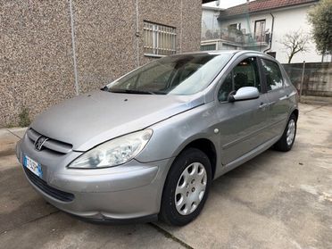 Peugeot 307 1.4 16V 5p. adatta a neopatentati