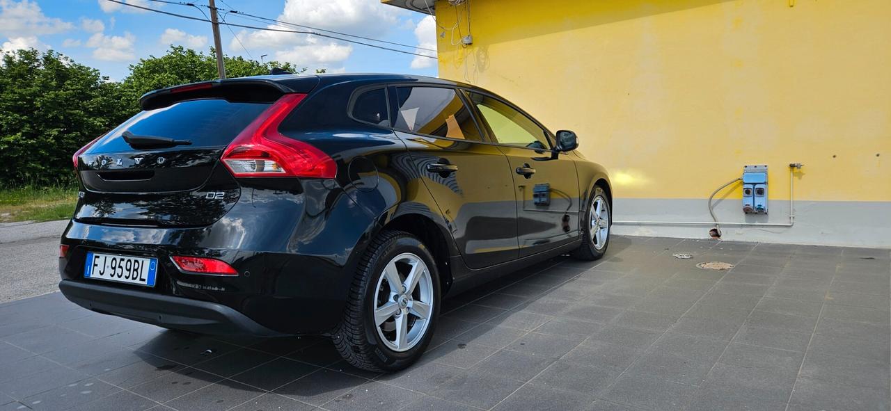 Volvo V40 D2 Business