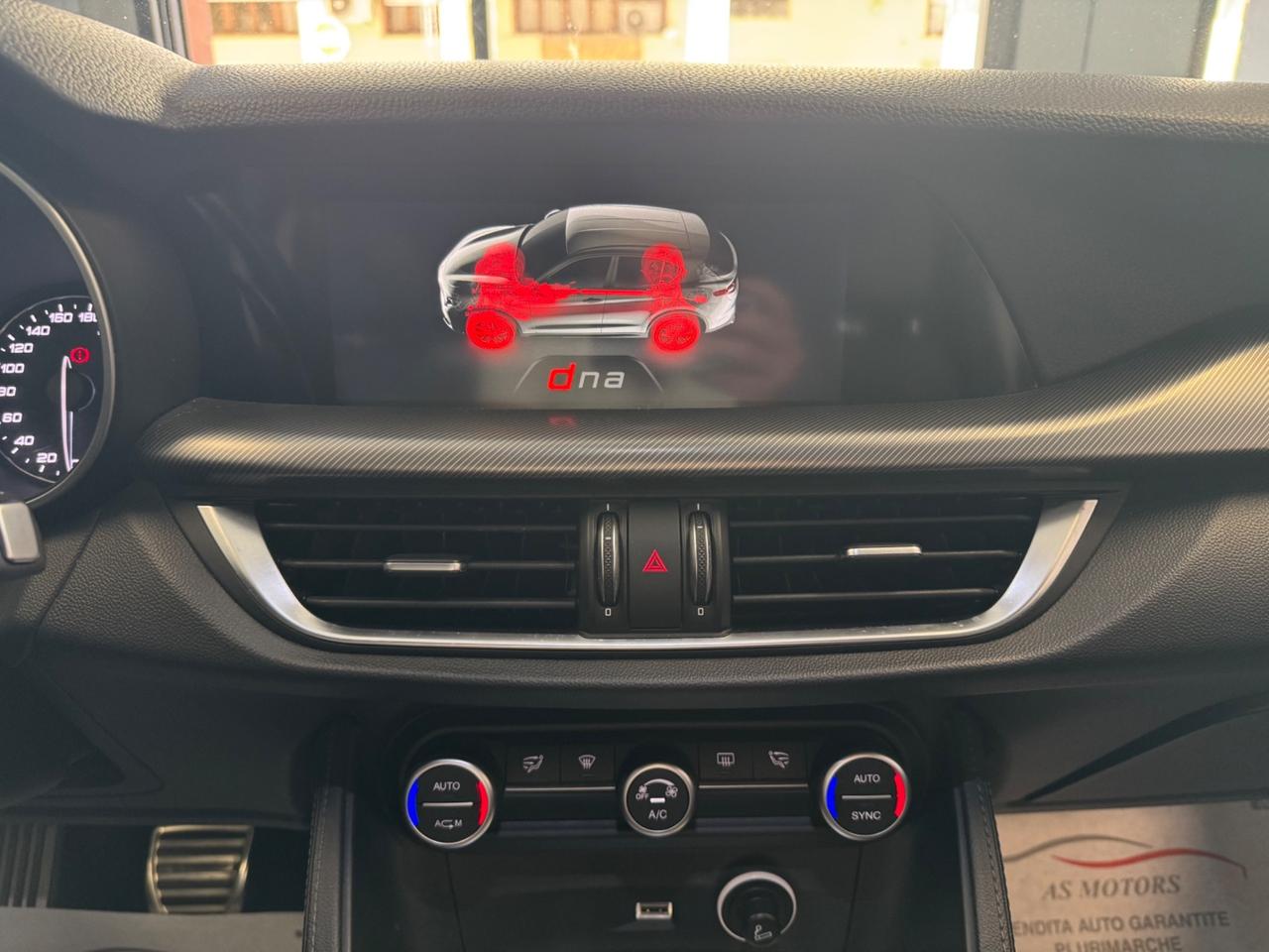 Alfa Romeo Stelvio 2.2 Q4 210 CV Gancio Traino