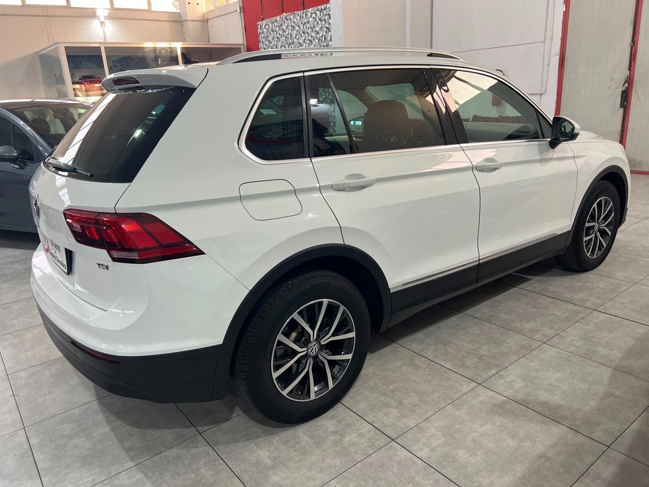 Volkswagen Tiguan 1.6 116 CV - Business Technology - 2017