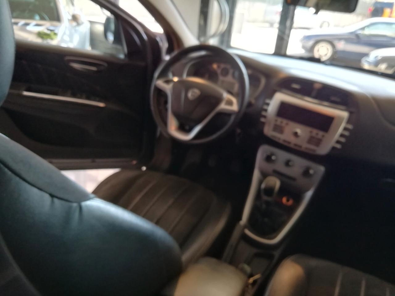 Lancia Delta 1.6 MJT DPF Argento