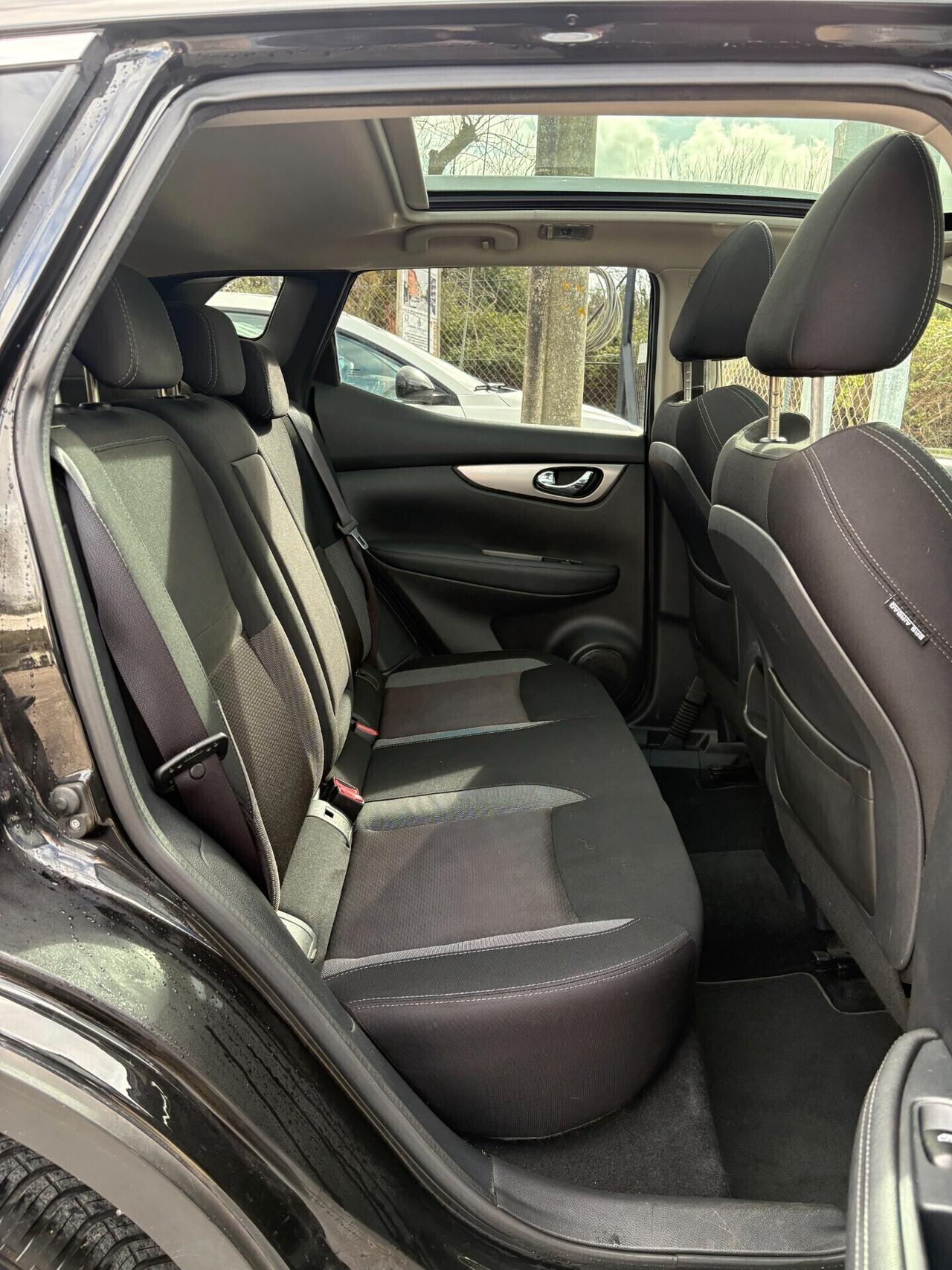 Nissan Qashqai N-tec 1.5 dCi (TETTO-NAVI-RETRO CAMERA)