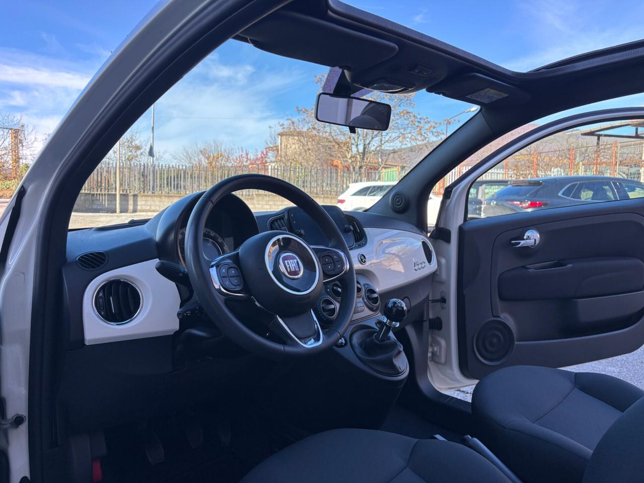 Fiat 500 C 1.0 Hybrid Dolcevita 05/2023