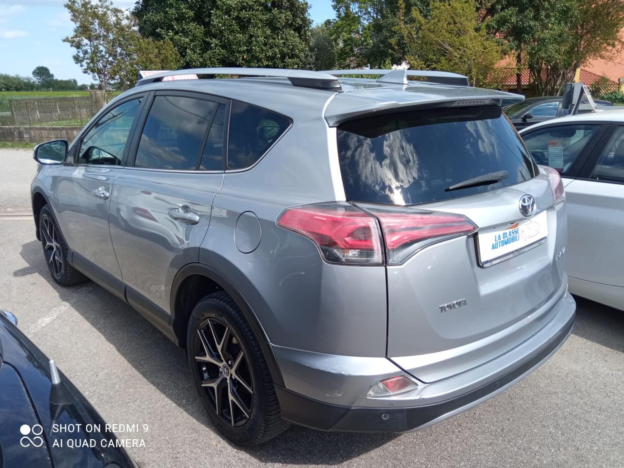 Toyota RAV 4 RAV4 2.0 D-4D 2WD Style