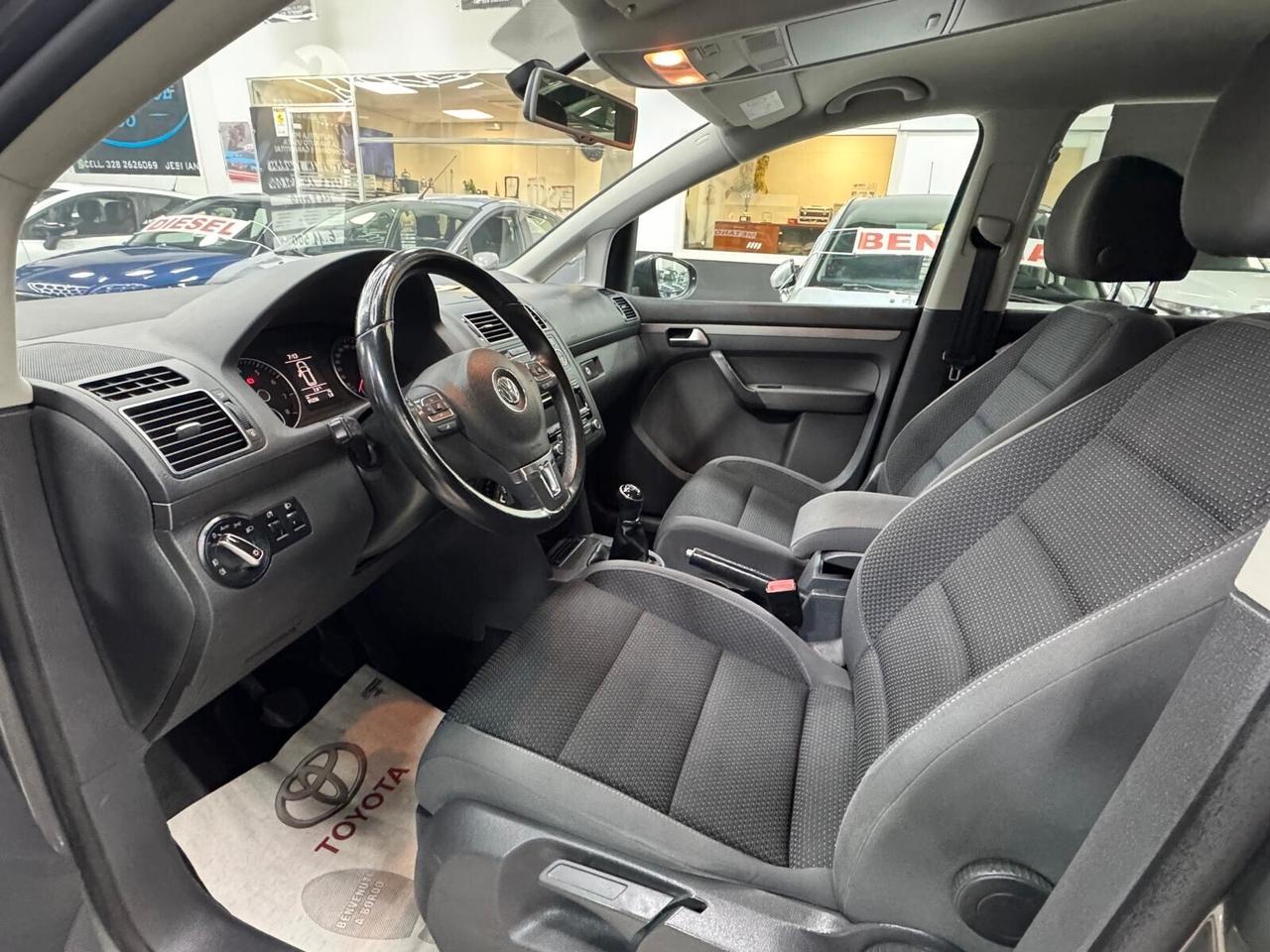 Volkswagen Touran Business 1.4 Highline EcoFuel