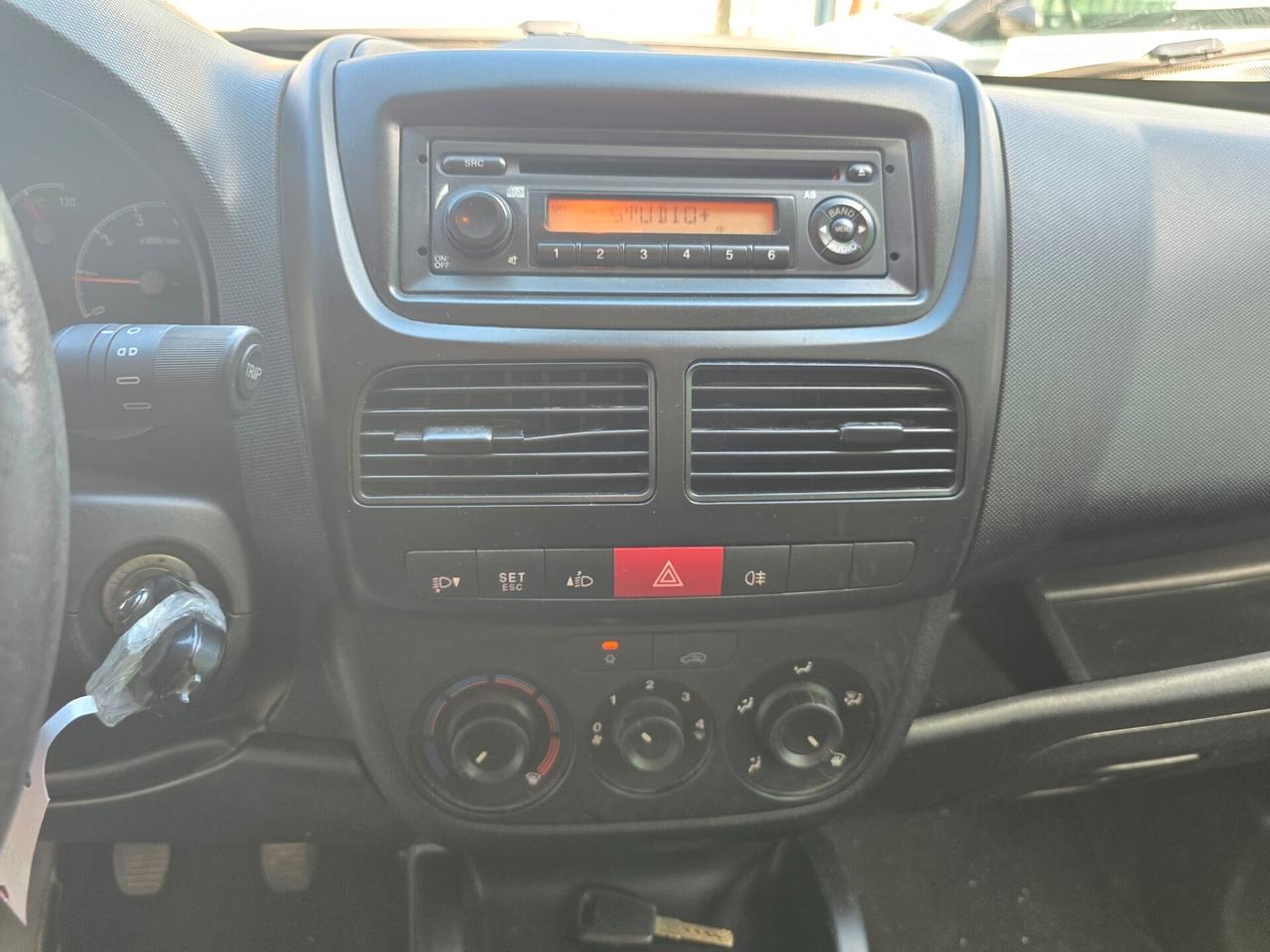 Opel Combo 1.3 CDTI 90CV -2012