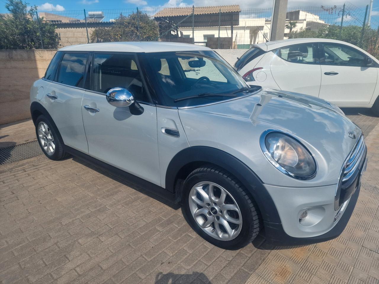 Mini 1.5 One D Business XL