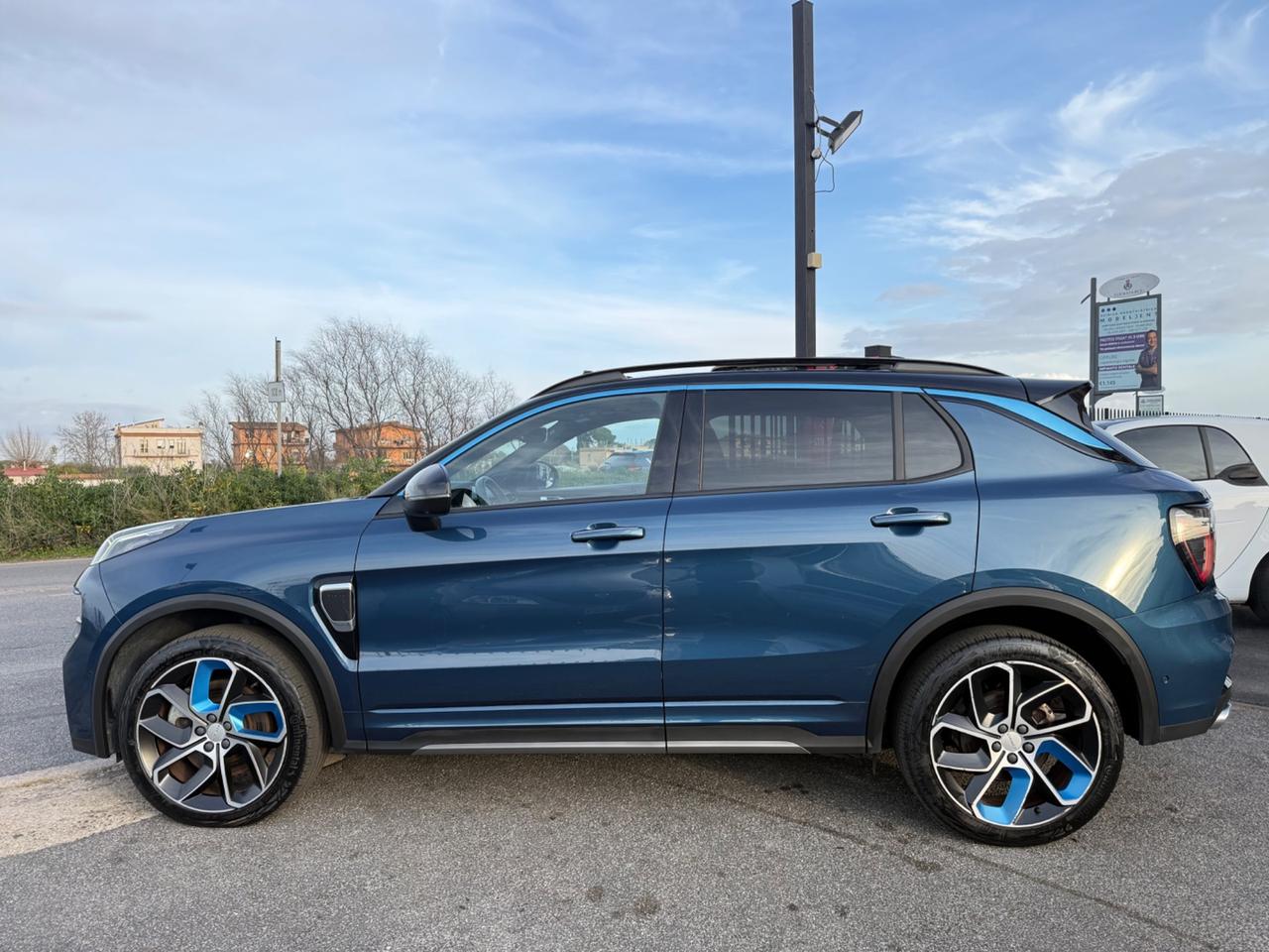 Lynk & Co 01 1.5 td phev PHEV HYBRID PLUG-IN