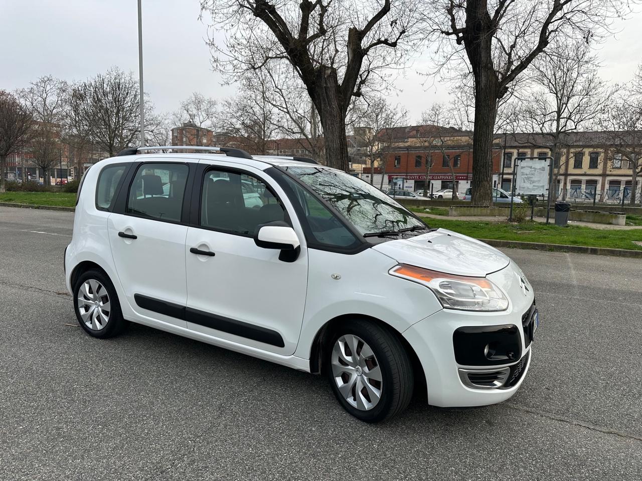 Citroen C3 Picasso 1.4 VTi 95 GPL della casa fino 2033