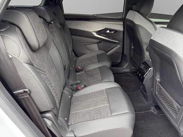 Peugeot 5008 Hybrid 145 e-DCS6 GT