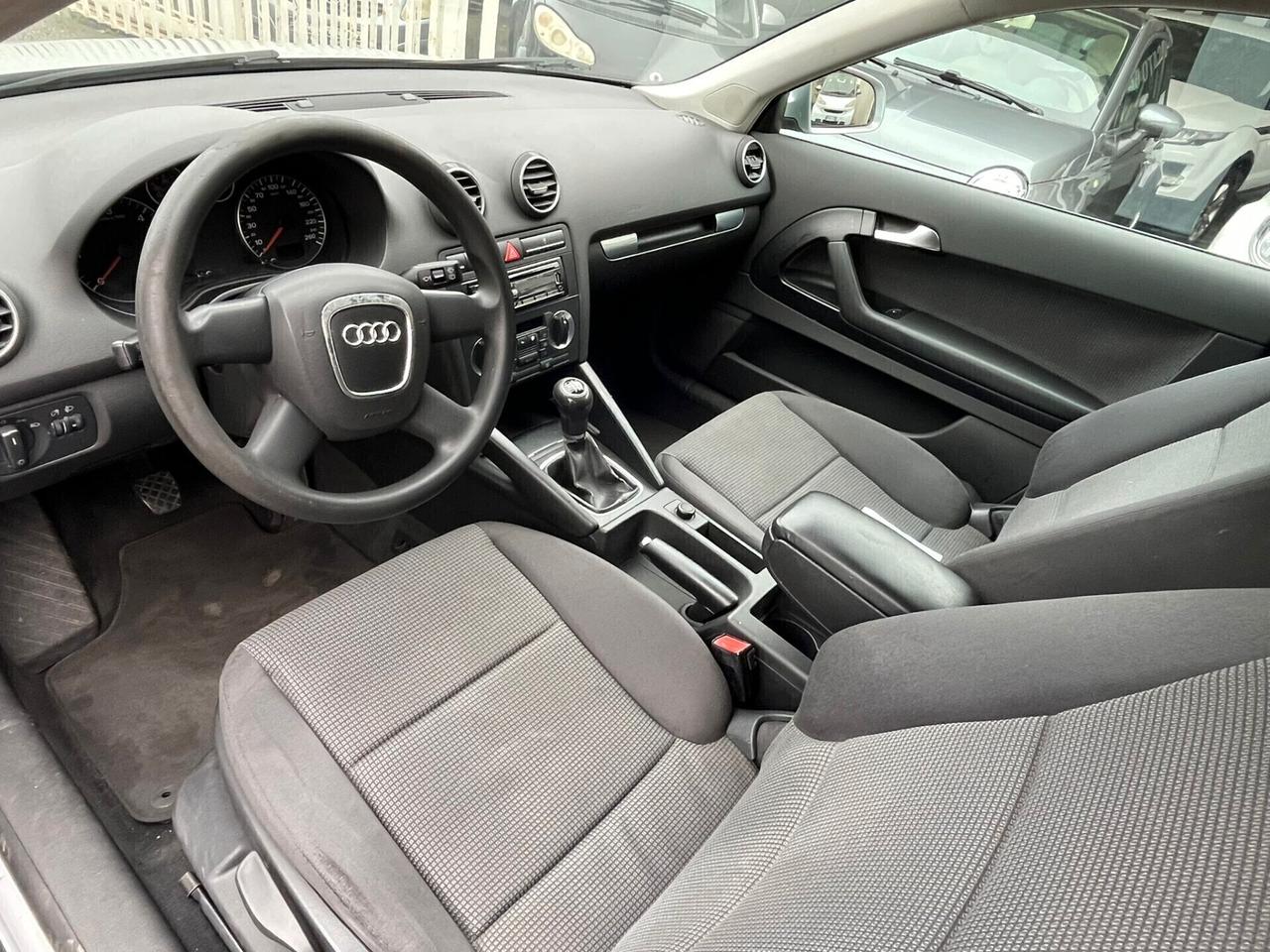 AUDI A3 2.0 16V TDI ATTRACTION