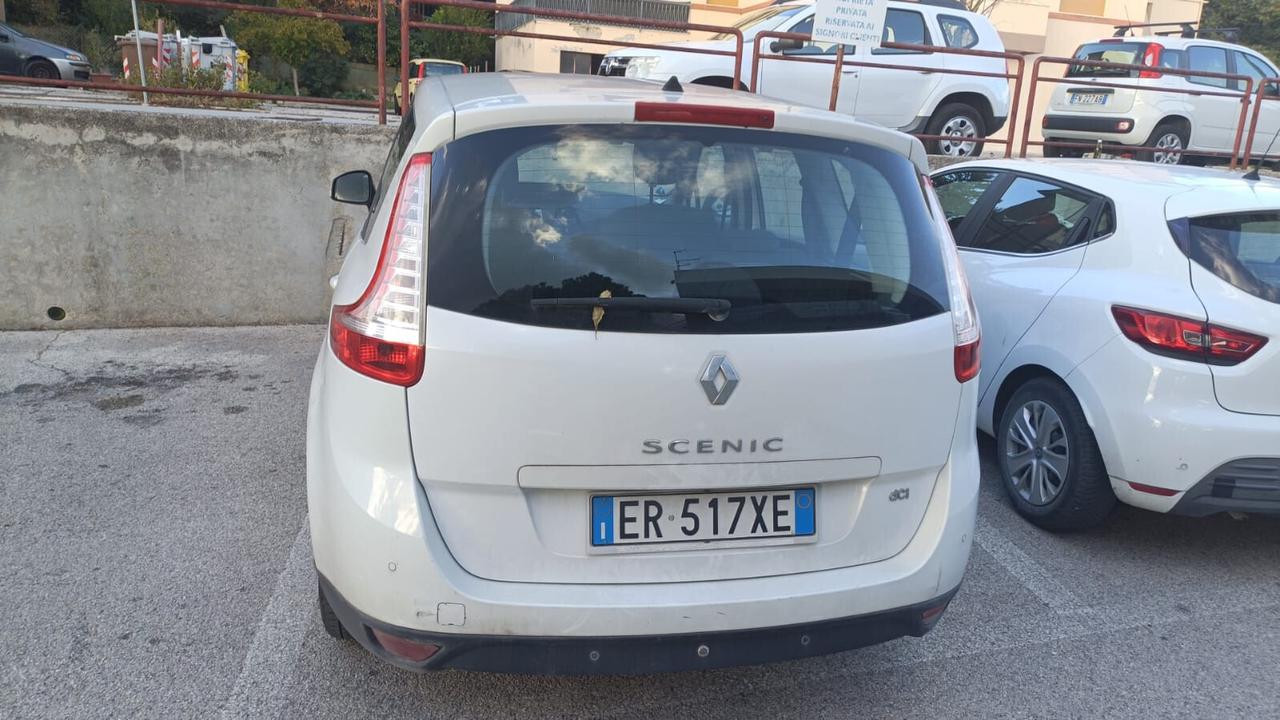 Renault Scenic 1.5 dCi 110CV 7 posti