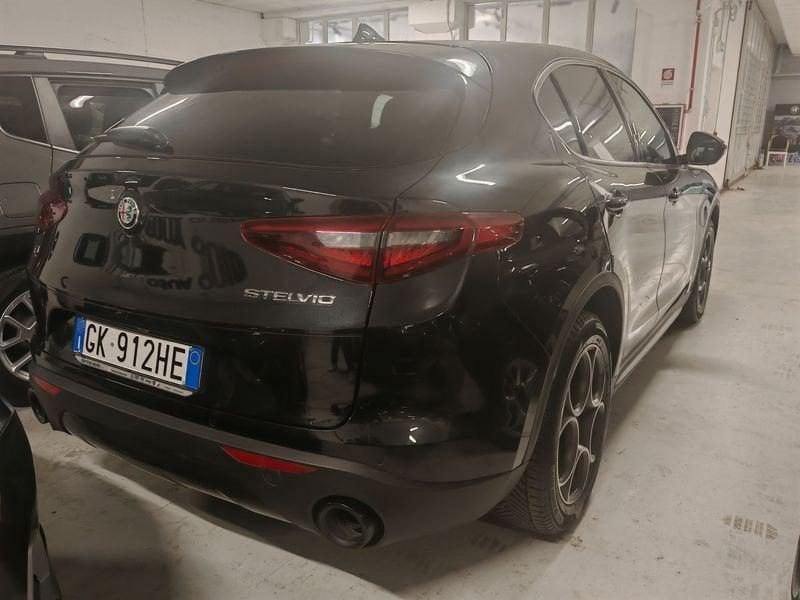 Alfa Romeo Stelvio 2.2 Turbodiesel 190 CV AT8 Q4 Sprint