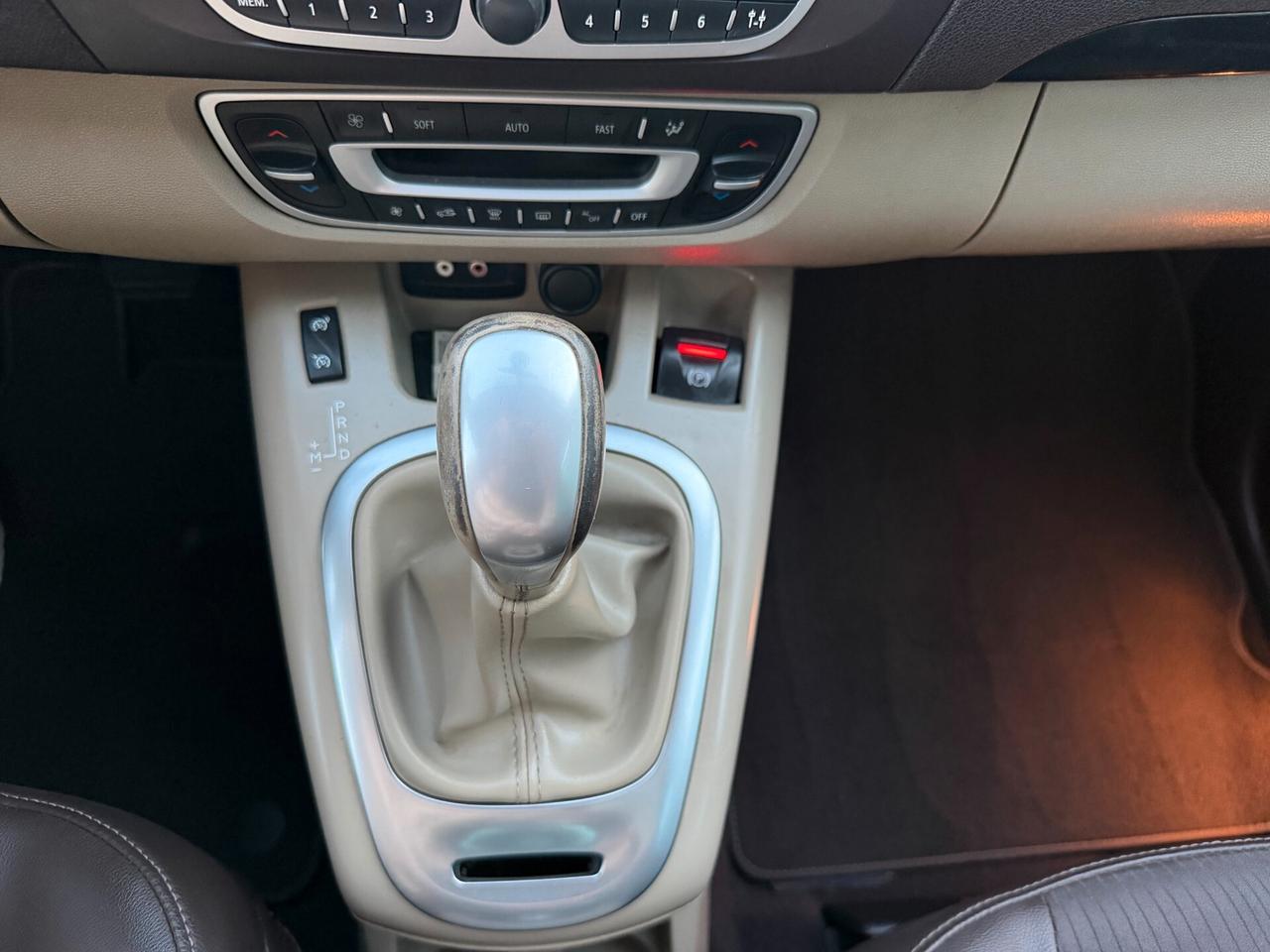 Scénic 2.0 dCi 150CV Proactive Luxe (automatica)