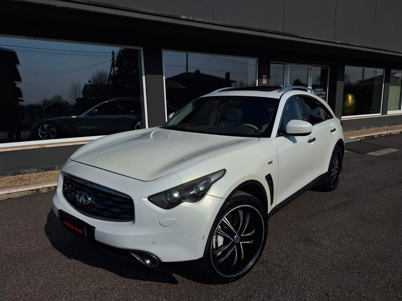 Infiniti FX FX30d S Premium