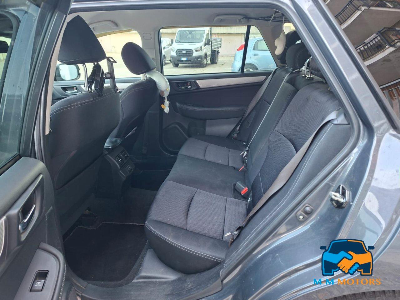 Subaru Outback 2.5i Free lineartronic