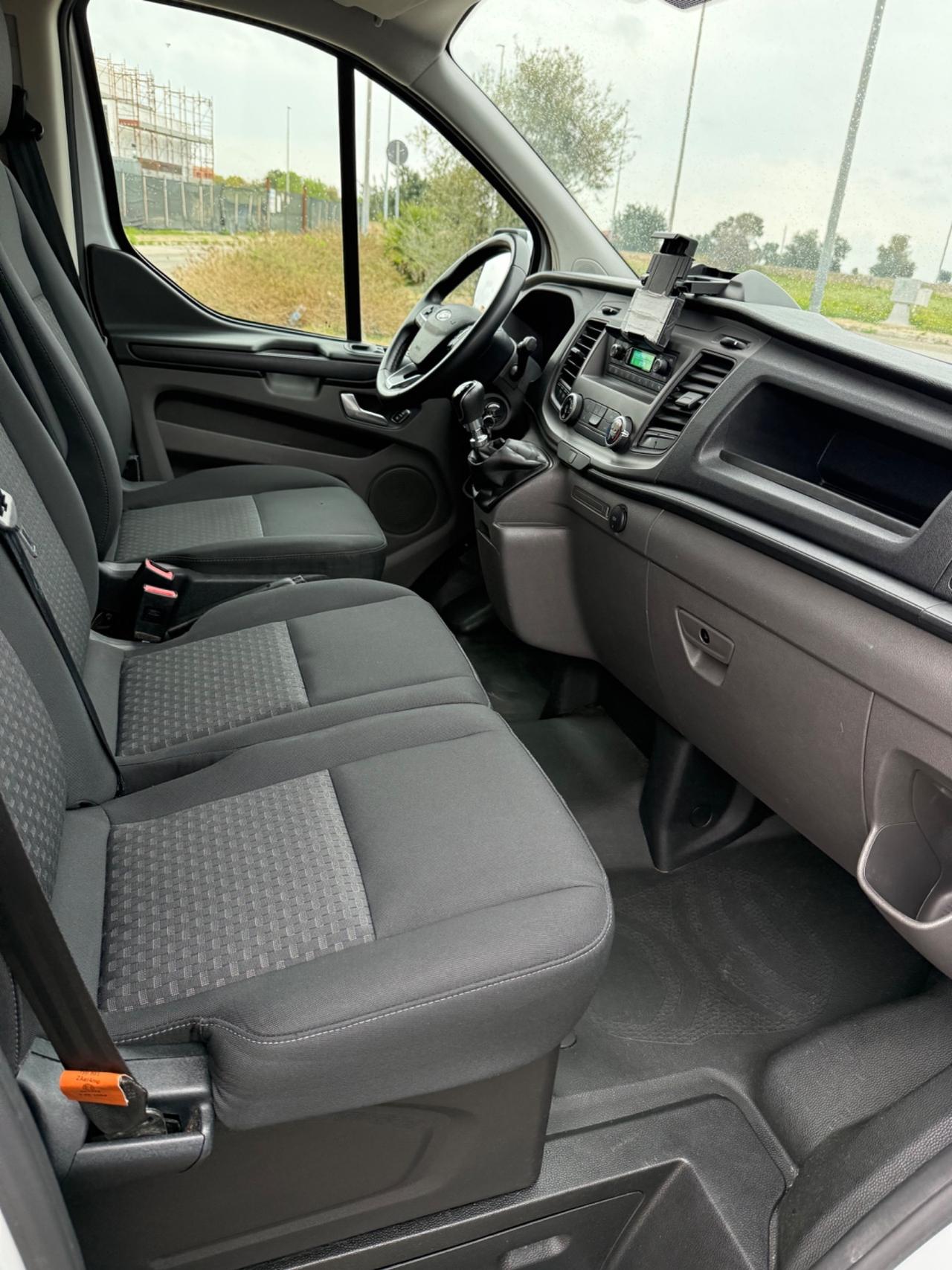 Ford Transit Custom 300 2.0 EcoBlue 130 PL Furgone Titanium