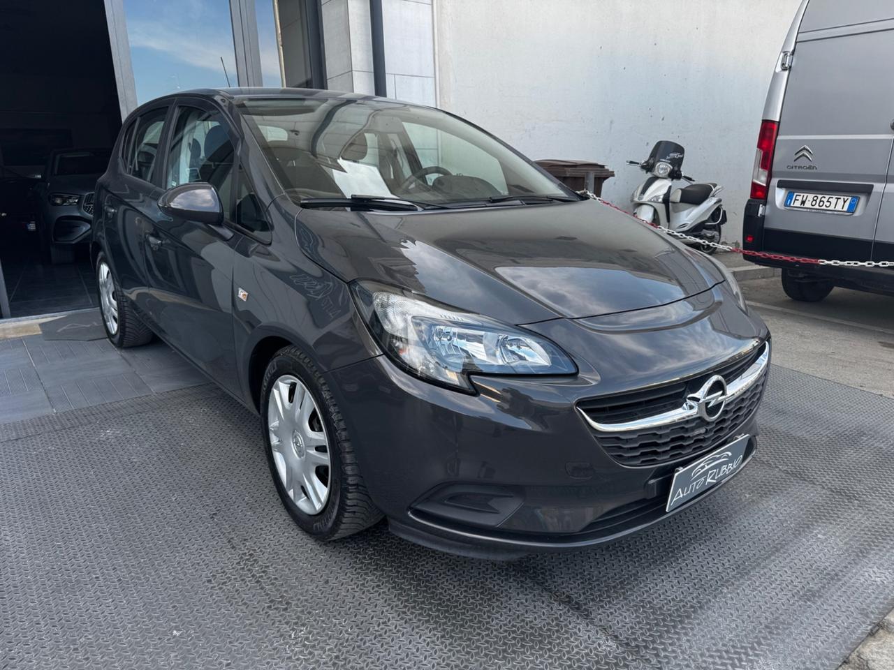 Opel Corsa 1.2 5 porte Innovation