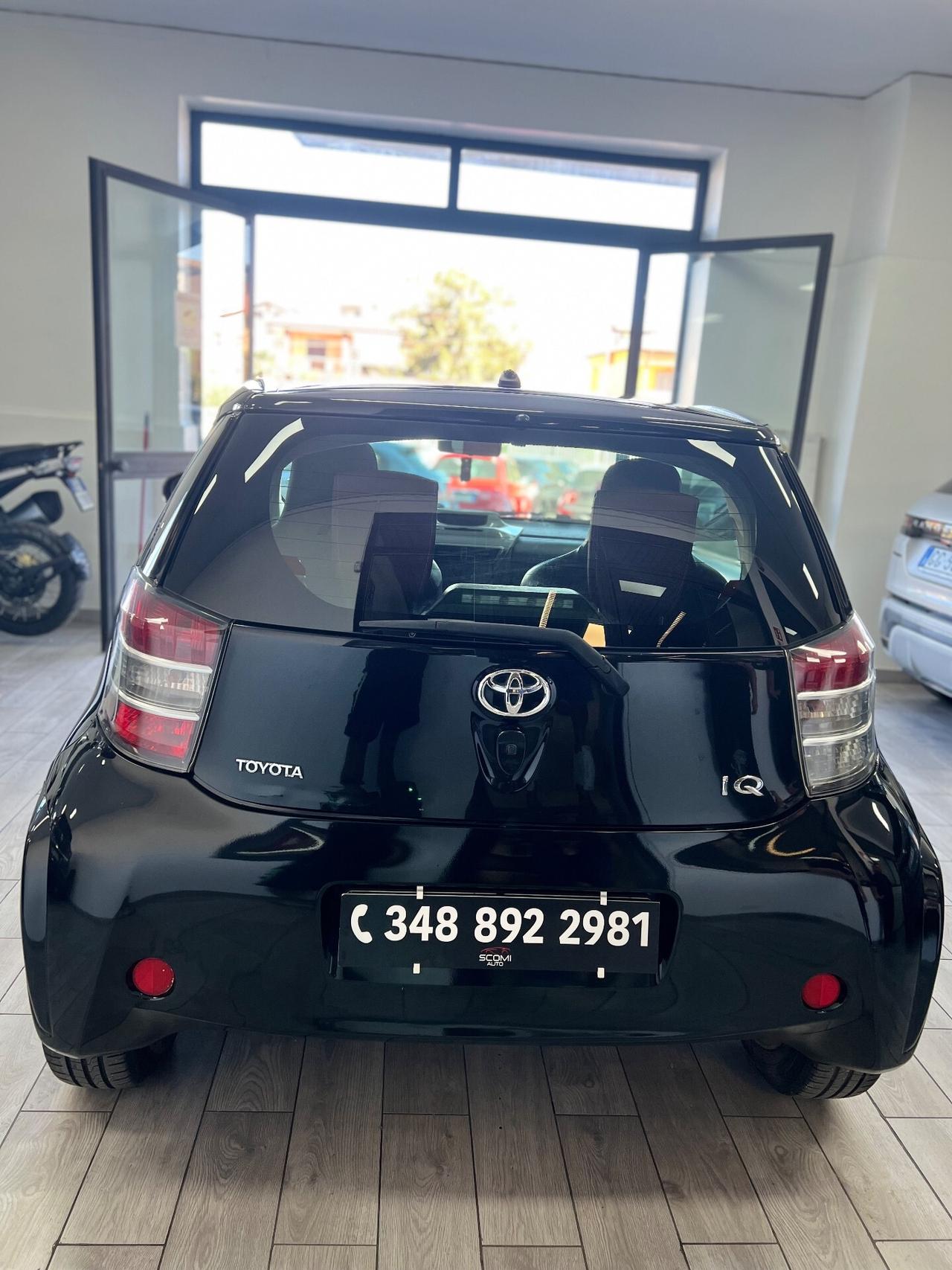 Toyota iQ 1.0 Multidrive