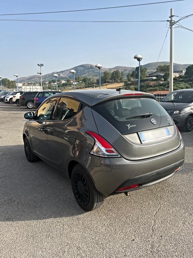 Lancia Ypsilon 1.0 70cv 2021