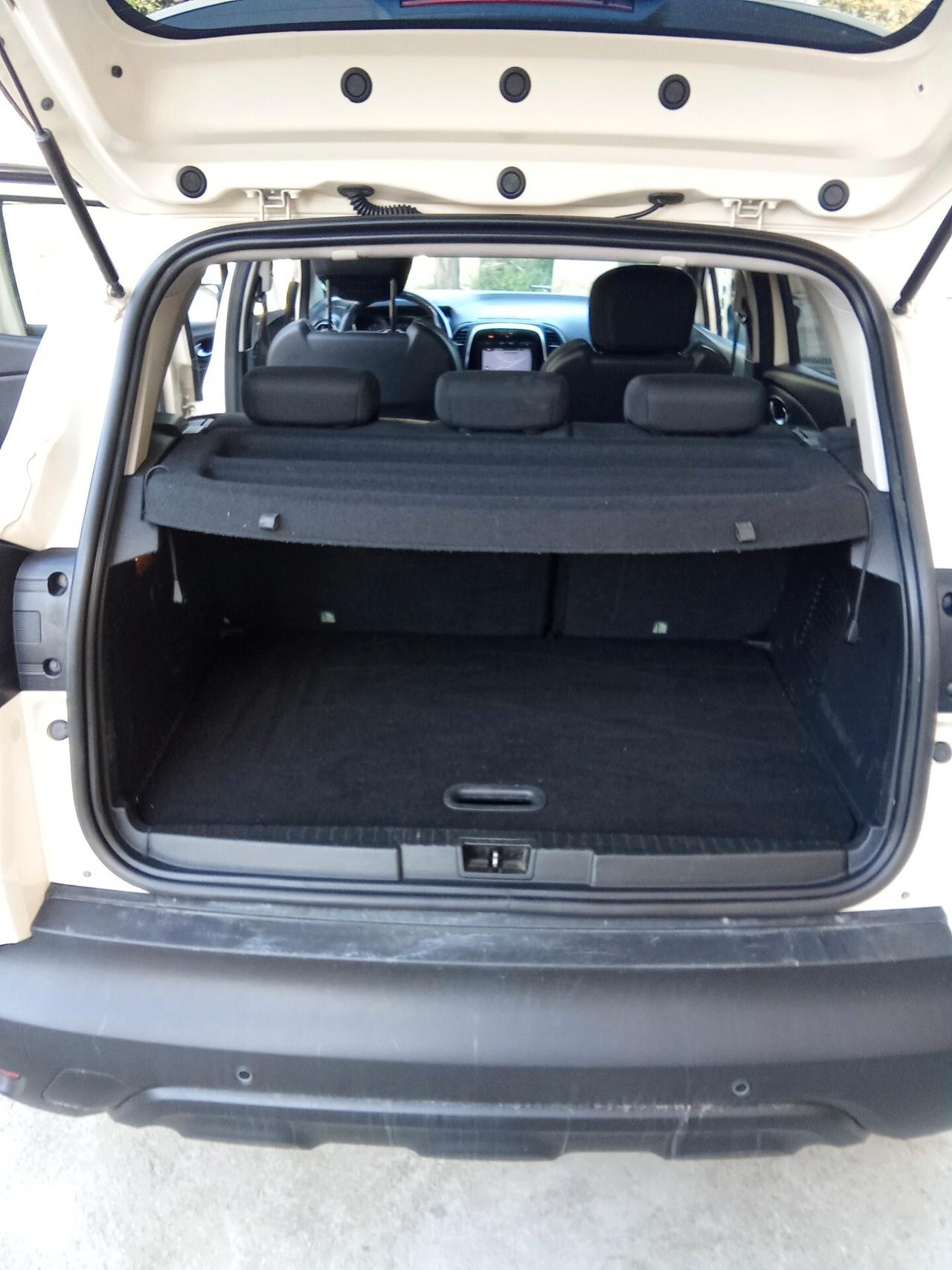 Renault Captur dCi 110 CV autocarro N1 019