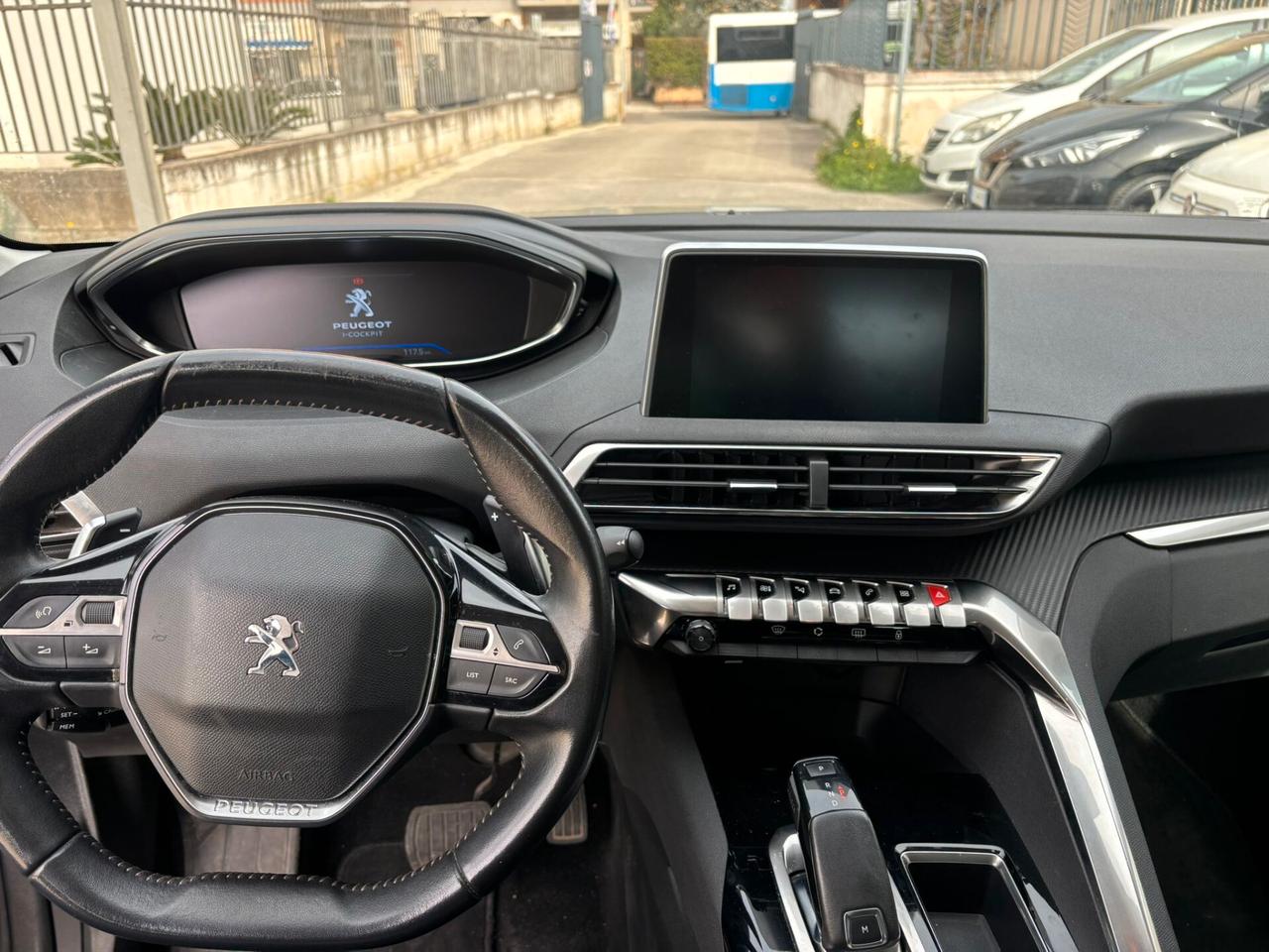 Peugeot 3008 BlueHDi 130 S&S EAT8 Allure