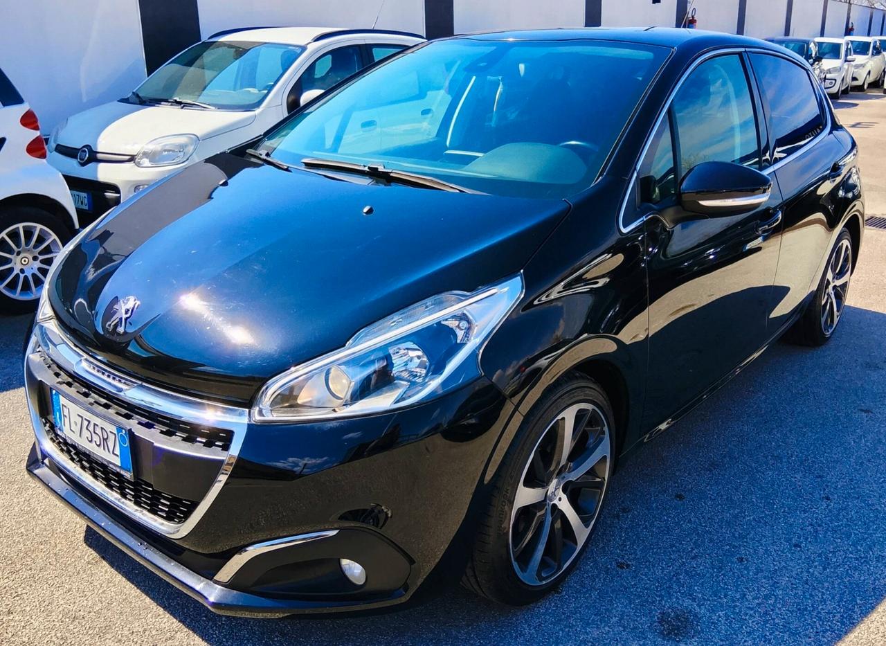 Peugeot 208 HDi Allure NAVI/CAMER/CROMO