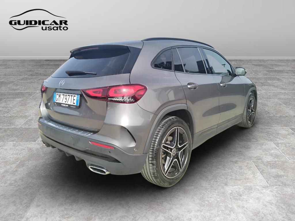 Mercedes-Benz GLA-H247 2020 - GLA 180 d Premium auto