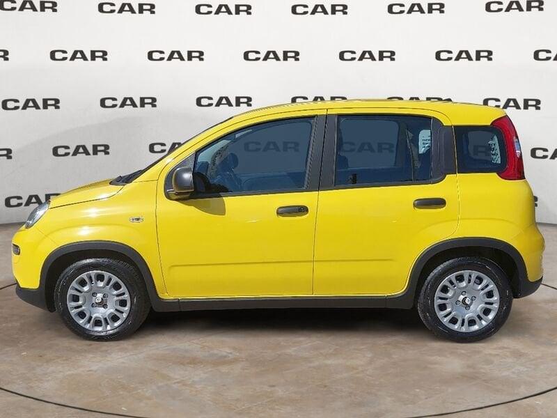 FIAT Panda 1.0 Hybrid Pandina con PROMO CAR