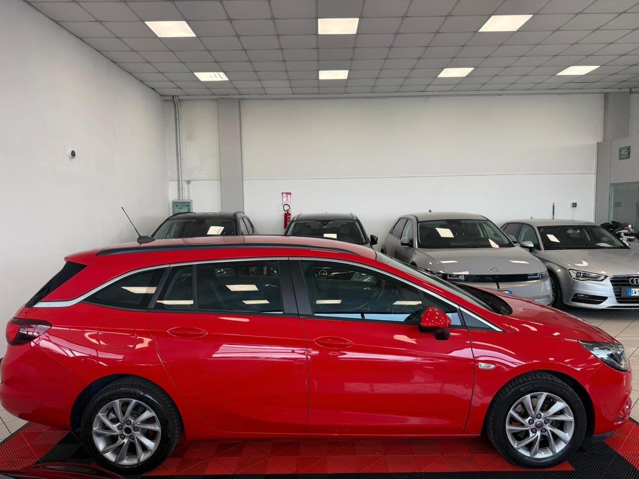 Opel Astra 1.6 CDTi 136CV aut. Sports Tourer Business