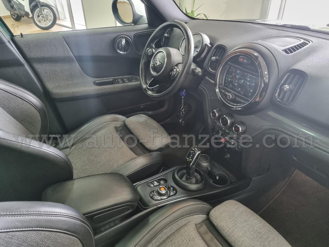 Mini Cooper D Countryman Mini 2.0 Cooper D Business Countryman Automatica