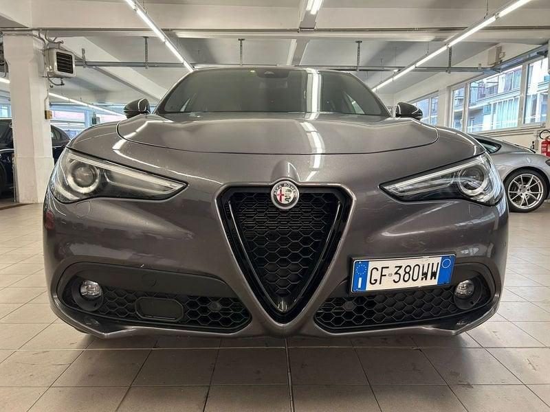 Alfa Romeo Stelvio 2.2 Turbodiesel 210 CV AT8 Q4 Veloce