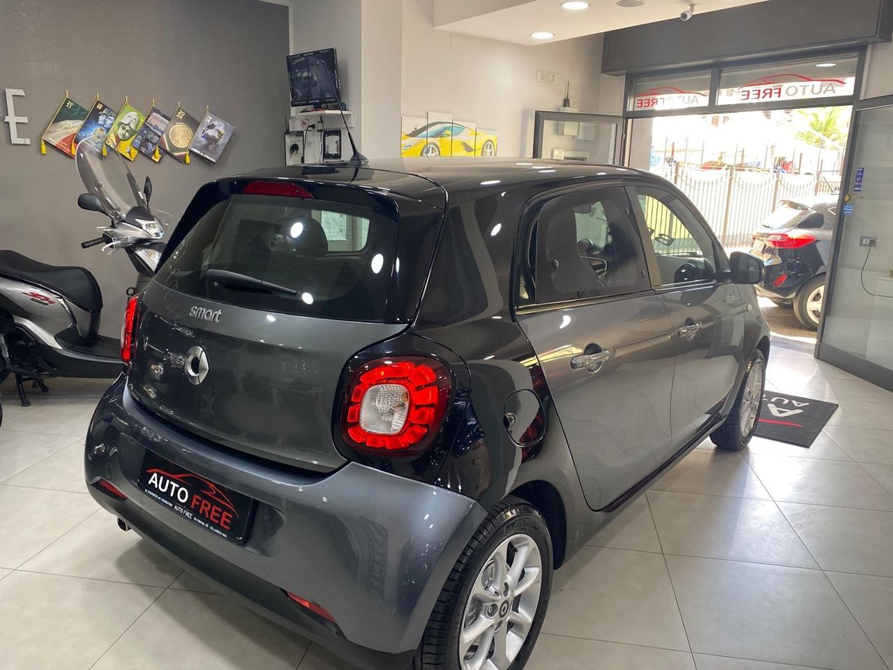 Smart ForFour 70 1.0 Passion